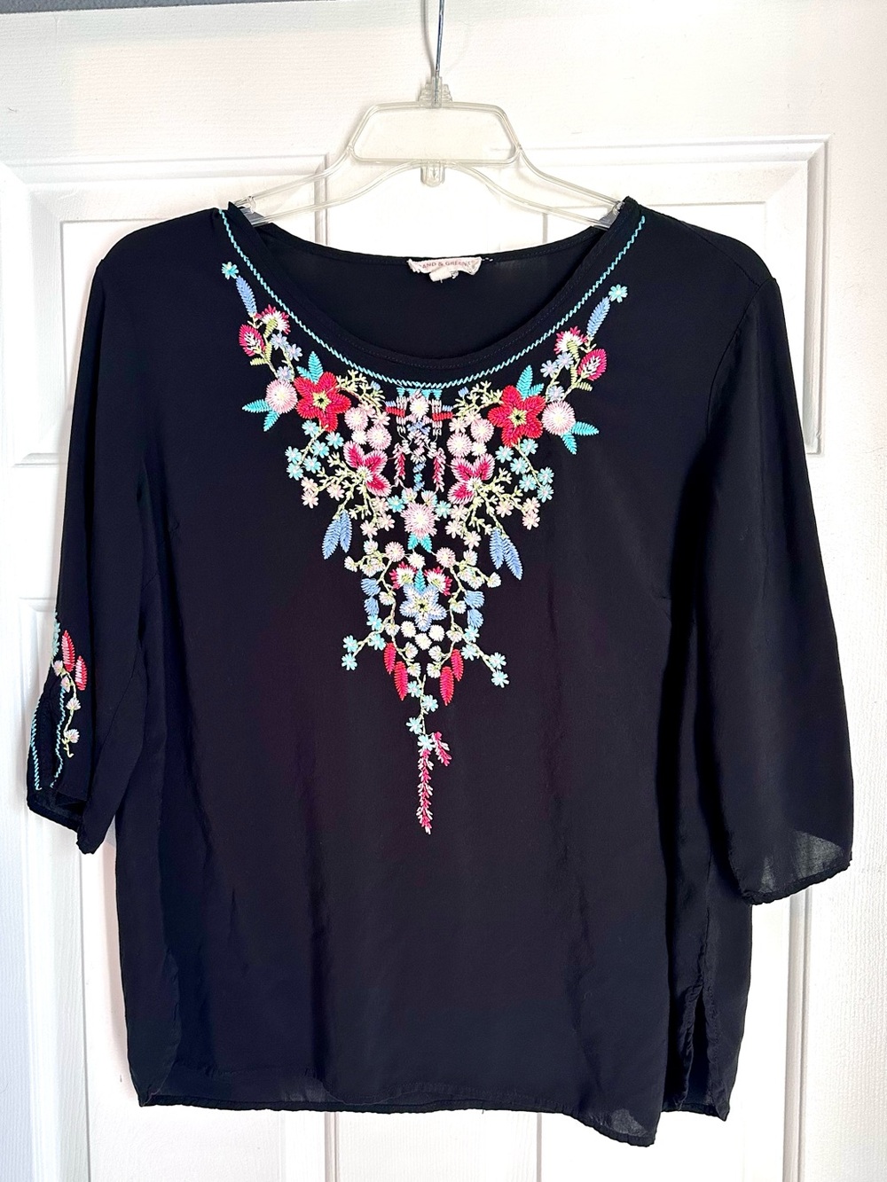 Grand & Greene Black Embroidered Boho Top Size XL | 3/4 Sleeve Flowy Blouse